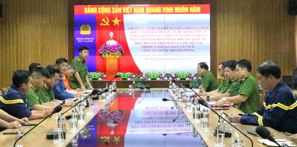 Khai mạc lớp huấn luyện nghiệp vụ chữa cháy và cứu nạn, cứu hộ nâng cao 